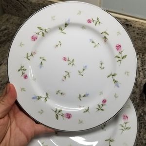 Floral salad plates